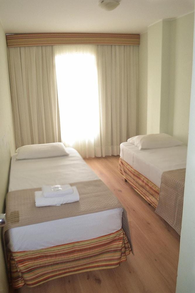 Hotel Ampiezza Curitiba Kültér fotó